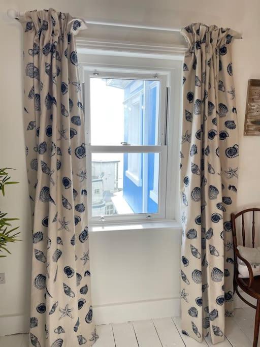 Top Deck - Fresh, Stylish Seaside Apartment Ventnor Esterno foto