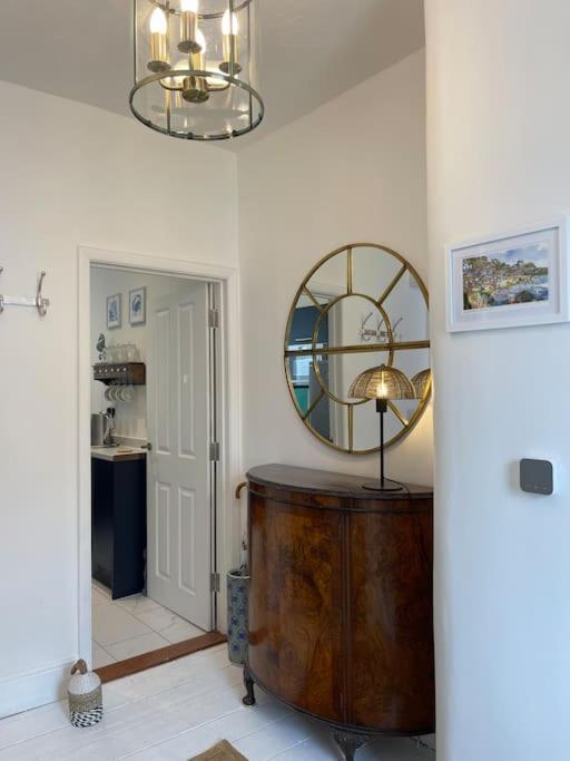 Top Deck - Fresh, Stylish Seaside Apartment Ventnor Esterno foto